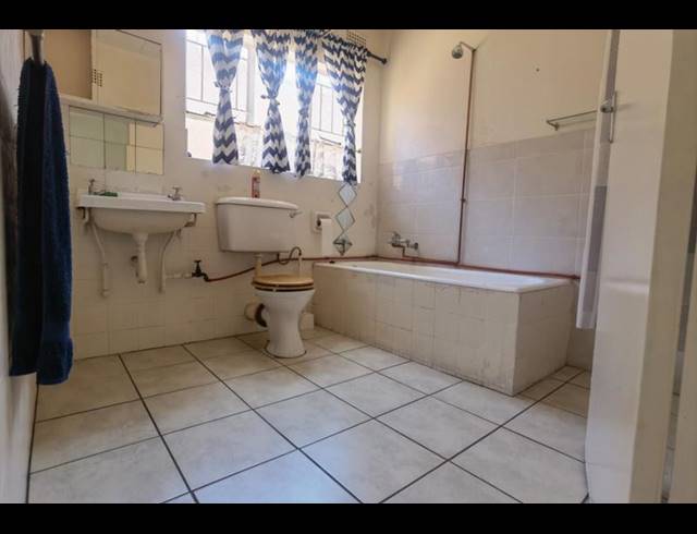 2 BEDROOM APARTMENT FOR SALE IN CASSELDALE
